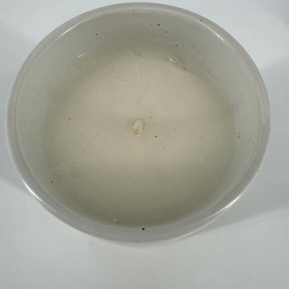 New Hearth And Hand With Magnolia Golden Hour 7.1 oz Scented Soy Candle ￼ - Picture 4 of 4
